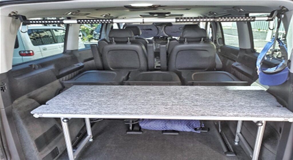 ベンツv350 車中泊 ラゲージラックやテーブルとしても利用できるベッドをdiyしよう フレームdiyラボ